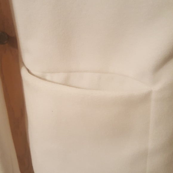 Covington ladies fur lapel coat - Picture 3 of 7